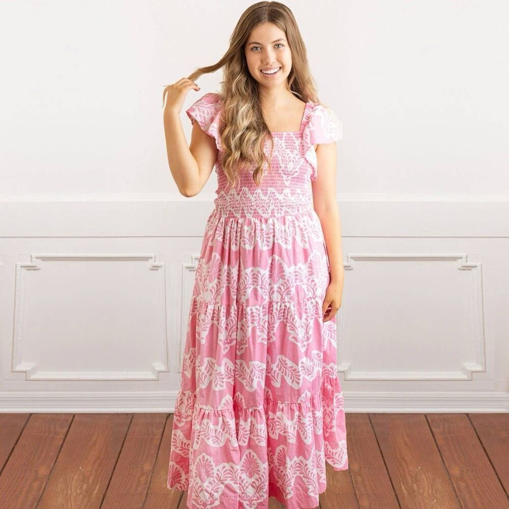 8 Oak Lane Women’s Modern Pink Printed Smocked Flutter Sleeve Midi Dress